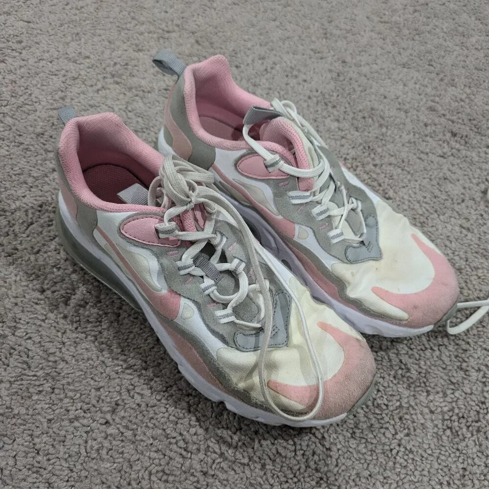NIKE Air Max 270 React Pink White and Grey Kids‎ Size 6